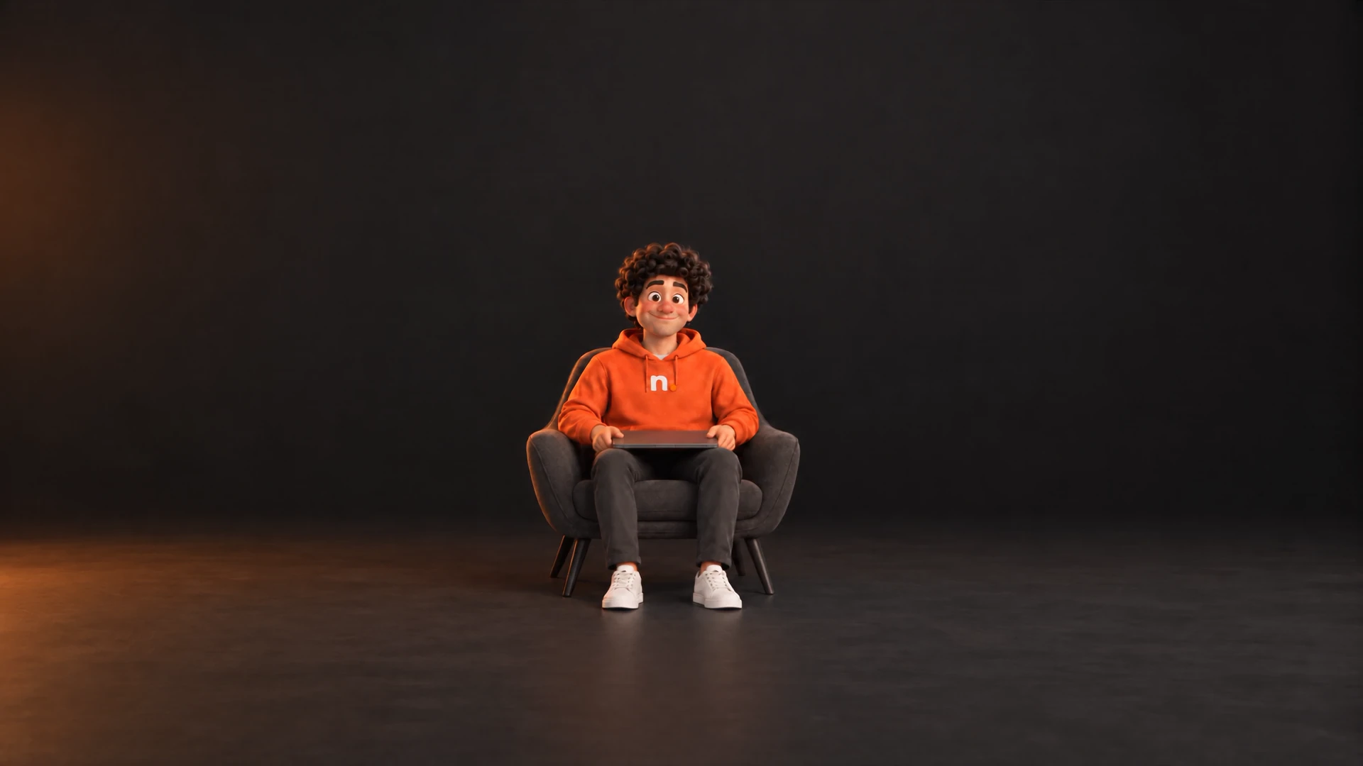 Personagem Negrito de moletom laranja com n branco e ponto laranja, sentado em uma poltrona com notebook